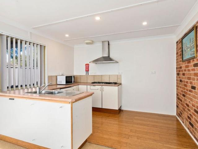 Comfortable Flat with Private Courtyard