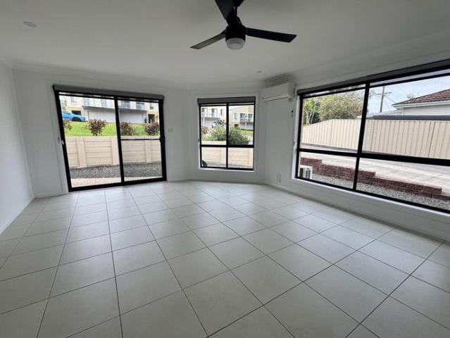 Comfortable & Freshly Updated Two Bedroom Villa