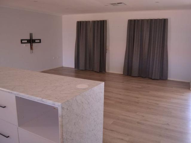 Comfortable & Functional 3 Bedroom Home with Outdoor Entertaining & Shed
