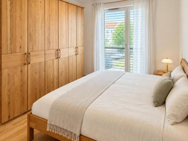 Comfortable Furnished Apartment with Balcony and Parking near Schwabinger Tor, Munchen Amsterdam Apartments for Rent