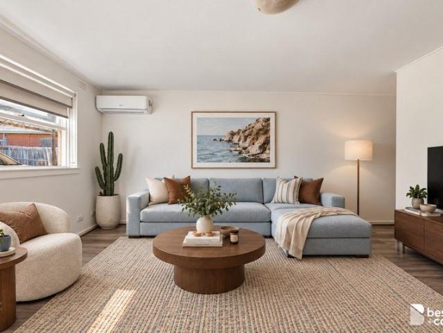 Comfortable Ground Floor Living in a Convenient Caulfield Location