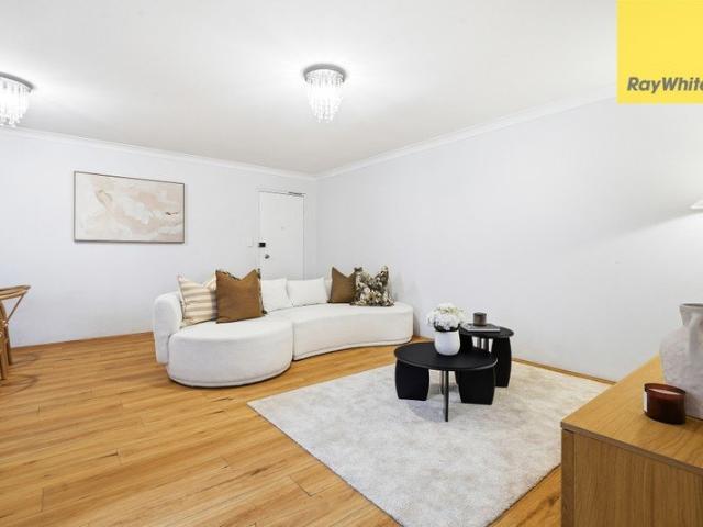 Comfortable Ground Floor Living with Four Mins Walk to Westfield Parramatta