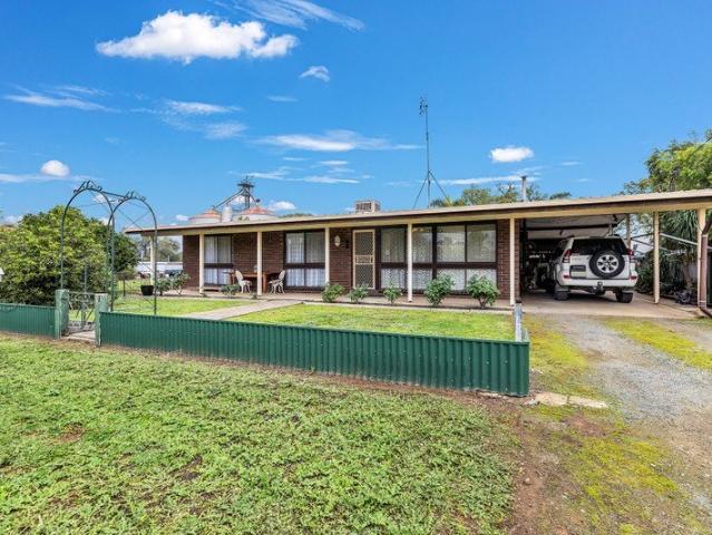 Comfortable Home on Large Block