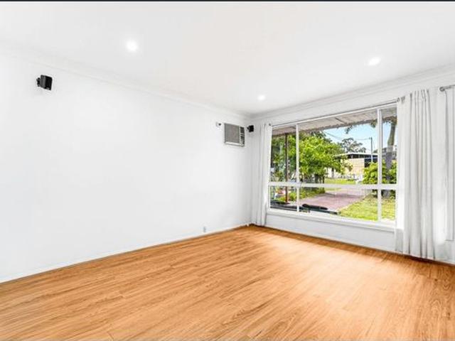 COMFORTABLE HOME IN GREAT LOCATION