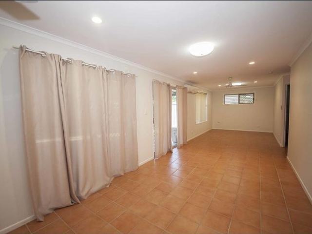 Comfortable home in Sought After Bell Hilltop