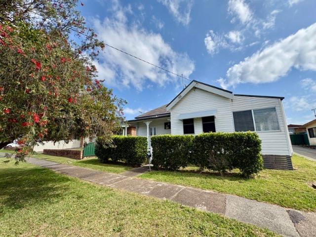 Comfortable Home with Secure Yard & Garage