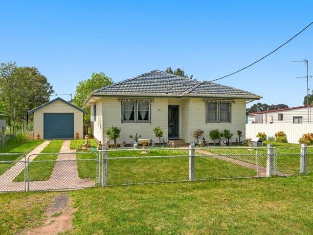 Comfortable Home with Space, Potential & Convenience