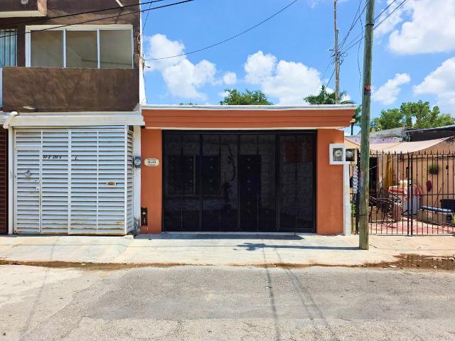 Comfortable Home with Pool in Melit?n Salazar