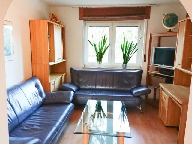 Comfortable holiday home with Garden and excellent connections, Duisburg Amsterdam Apartments for Rent