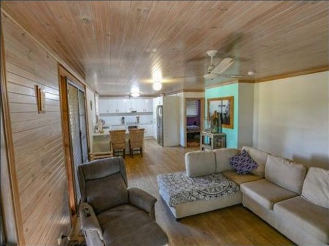 Comfortable Island Living on a Spacious Block