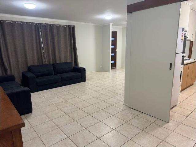 Comfortable Irymple Living