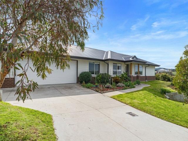 COMFORTABLE KILCUNDA LIVING
