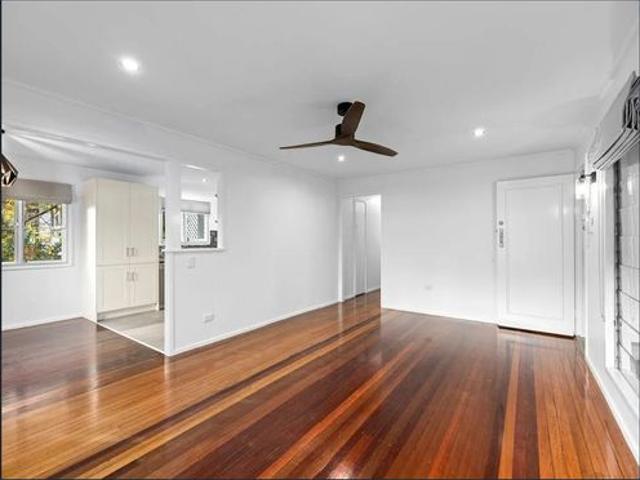COMFORTABLE LEICHHARDT LIVING WITH REDUCED RENT DURING CONSTRUCTION