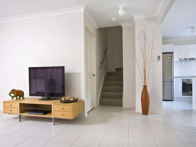 Comfortable living. 3 Brm and Pool