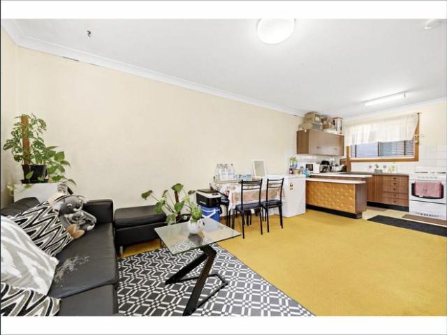 COMFORTABLE LIVING CLOSE TO GREEN HILLS AND MAITLAND AMENITIES