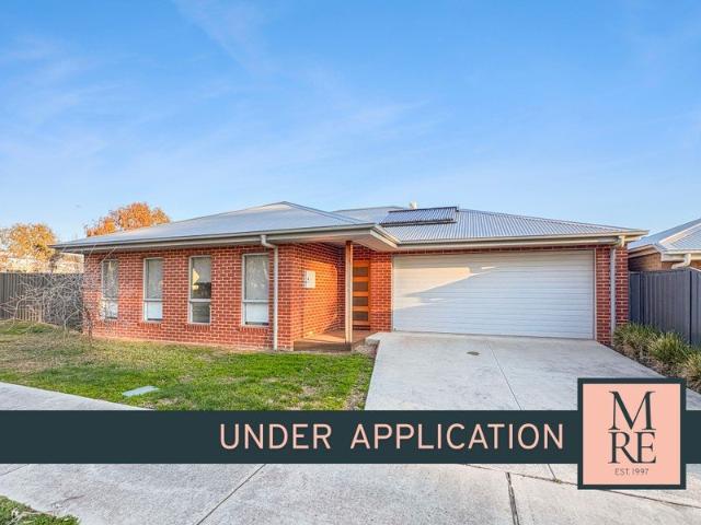 Comfortable Living Close to Mansfield's Botanical Gardens