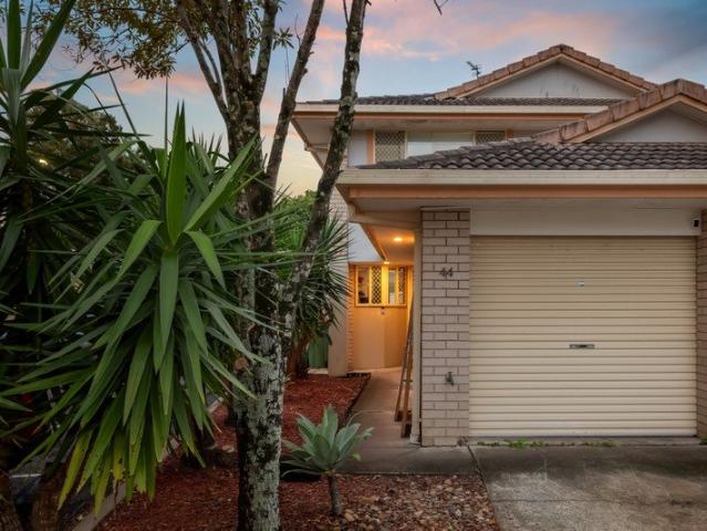 Comfortable Living, Exceptional Convenience & Outstanding Investment Potential