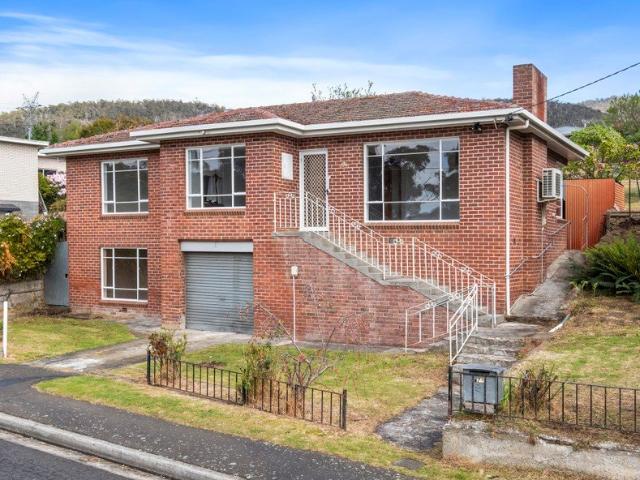 Comfortable Living in Convenient Glenorchy Location