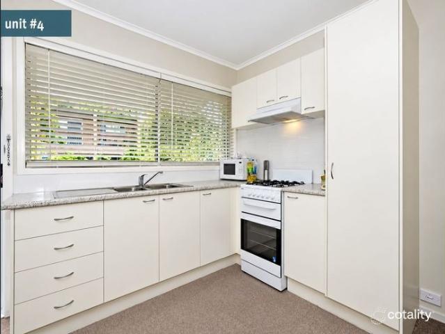 Comfortable Living in Convenient Kedron – Available on 28th October