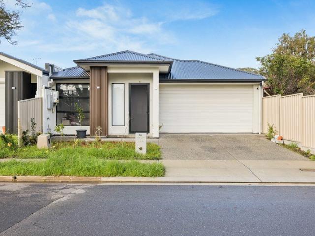 Comfortable Living in Convenient North Plympton