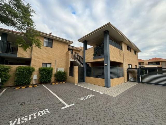 Comfortable Living in a Well Maintained Complex