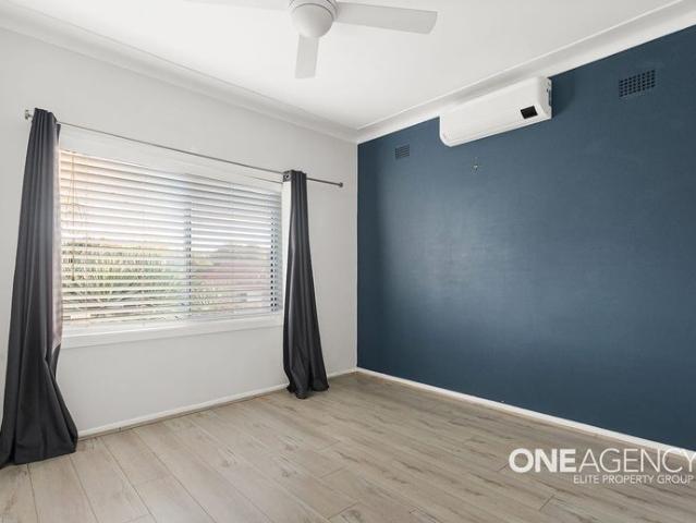 COMFORTABLE LIVING IN A CENTRAL WARRAWONG LOCATION