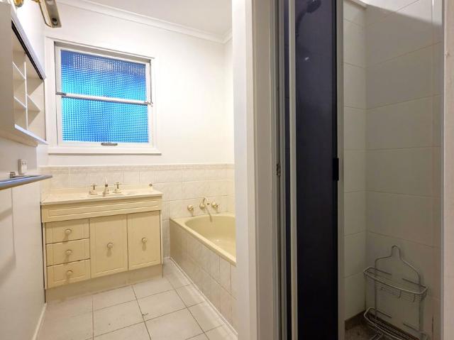 Comfortable living in a convenient North Shore location