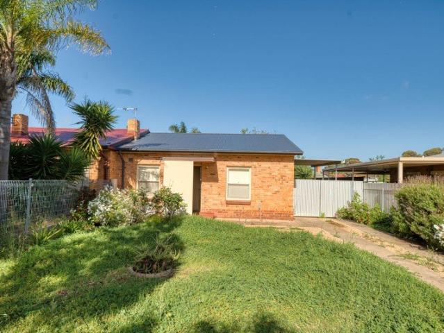 Comfortable Living in a Convenient Elizabeth Vale Location