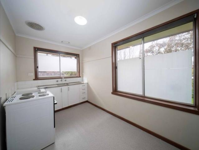Comfortable Living in a Convenient Fawkner Location