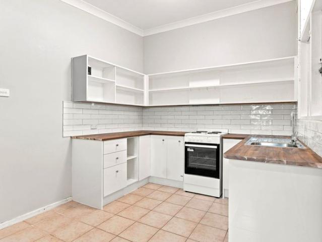 Comfortable Living in a Convenient Location!