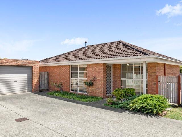 COMFORTABLE LIVING IN A CONVENIENT LOCATION