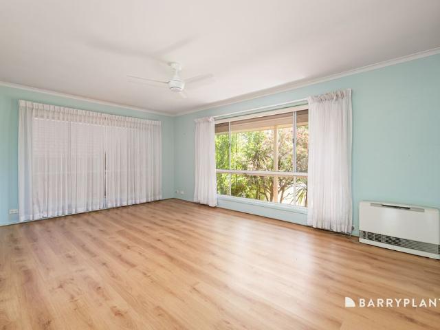 Comfortable Living in a Convenient Location!