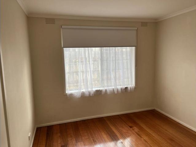 Comfortable Living in a Convenient Location!