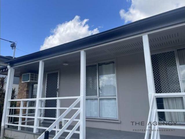 Comfortable Living in a Convenient Park Avenue Location!