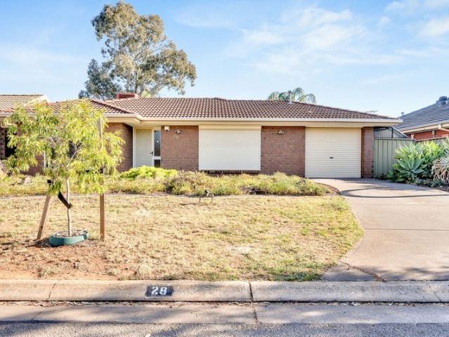 Comfortable Living in a Convenient Salisbury Downs Location
