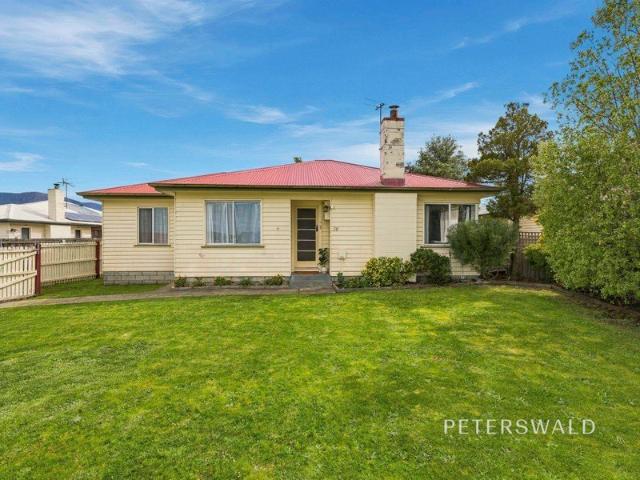 Comfortable living in a convenient setting
