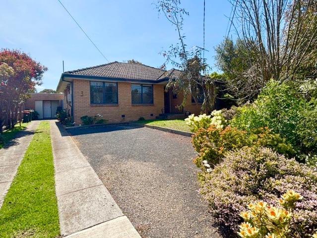 Comfortable Living in a Convenient Thomson Location