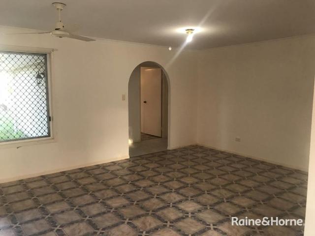 Comfortable Living in a Convenient Urraween Location