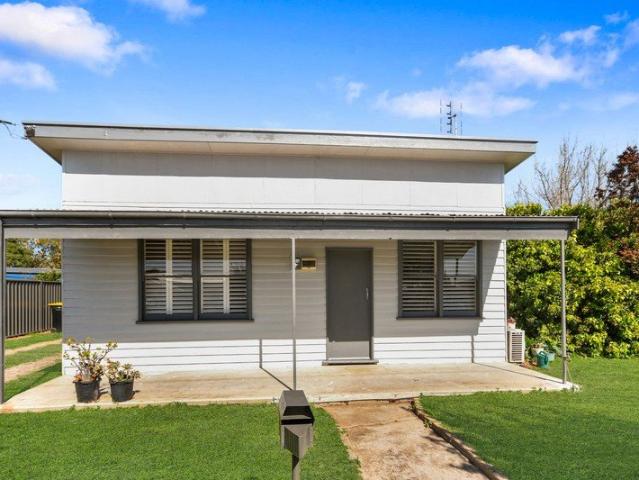 Comfortable Living in a Great Location