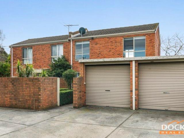 Comfortable Living in a Prime Glen Waverley Location
