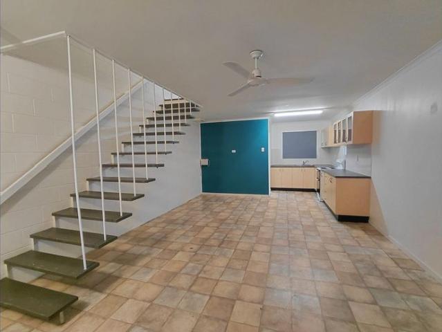 Comfortable Living in a Quiet, Central Location