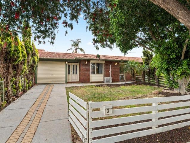 Comfortable Living in a Quiet Cul de Sac