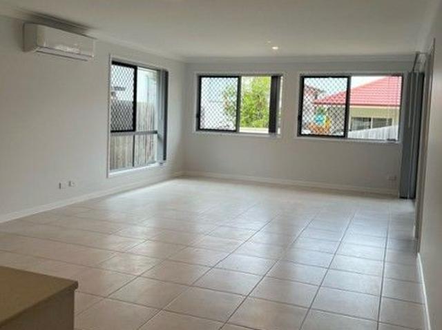 Comfortable Living in a Quiet Cul de Sac