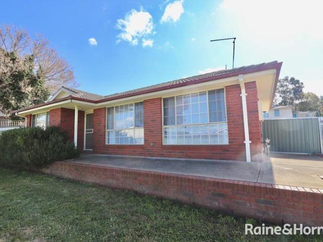 COMFORTABLE LIVING IN A QUIET CUL DE SAC