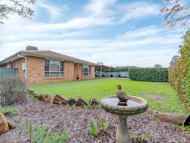 Comfortable Living in a Quiet Cul de Sac