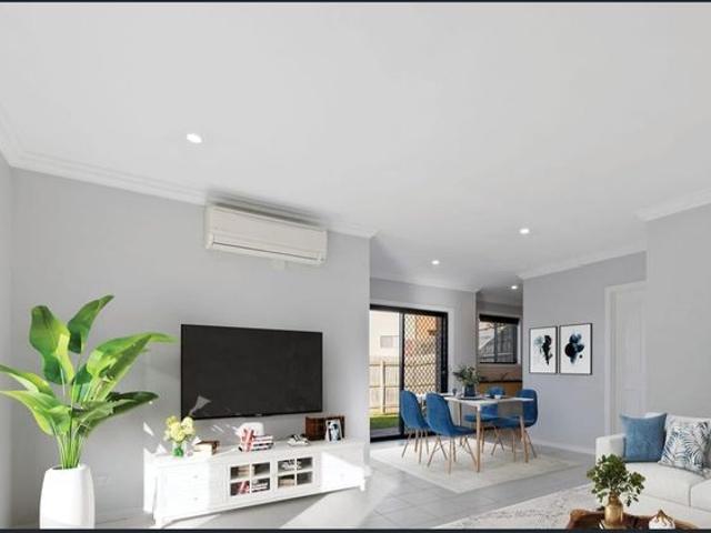 COMFORTABLE LIVING IN AN IDEAL LOCATION