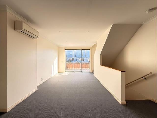 Comfortable Living in Bayswater