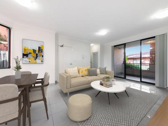 Comfortable Living In Guildford!
