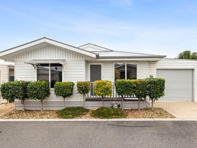 Comfortable Living in Prime Community