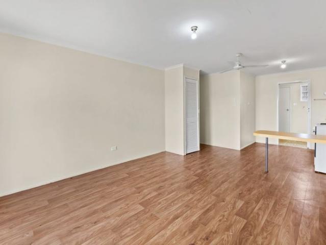 Comfortable Living in Quiet Mount Pleasant